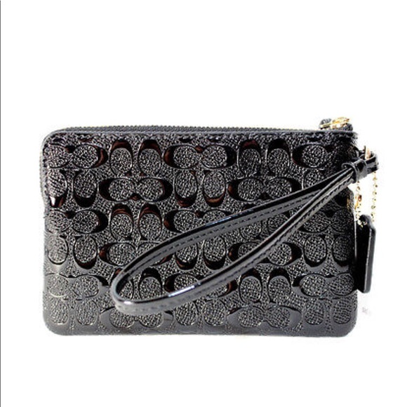 COACH Corner Zip Wristlet Patent Leather - Picture 8 of 8